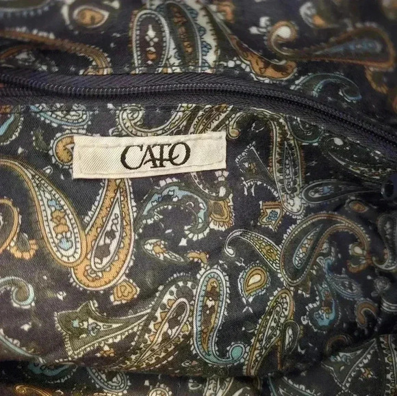 Cato's Brown Leather Shoulder Bag With Paisley interior. - Picture 2 of 6